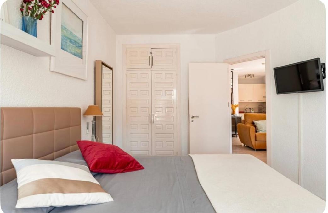 Residencial Algaida Appartement Sitio de Calahonda Buitenkant foto